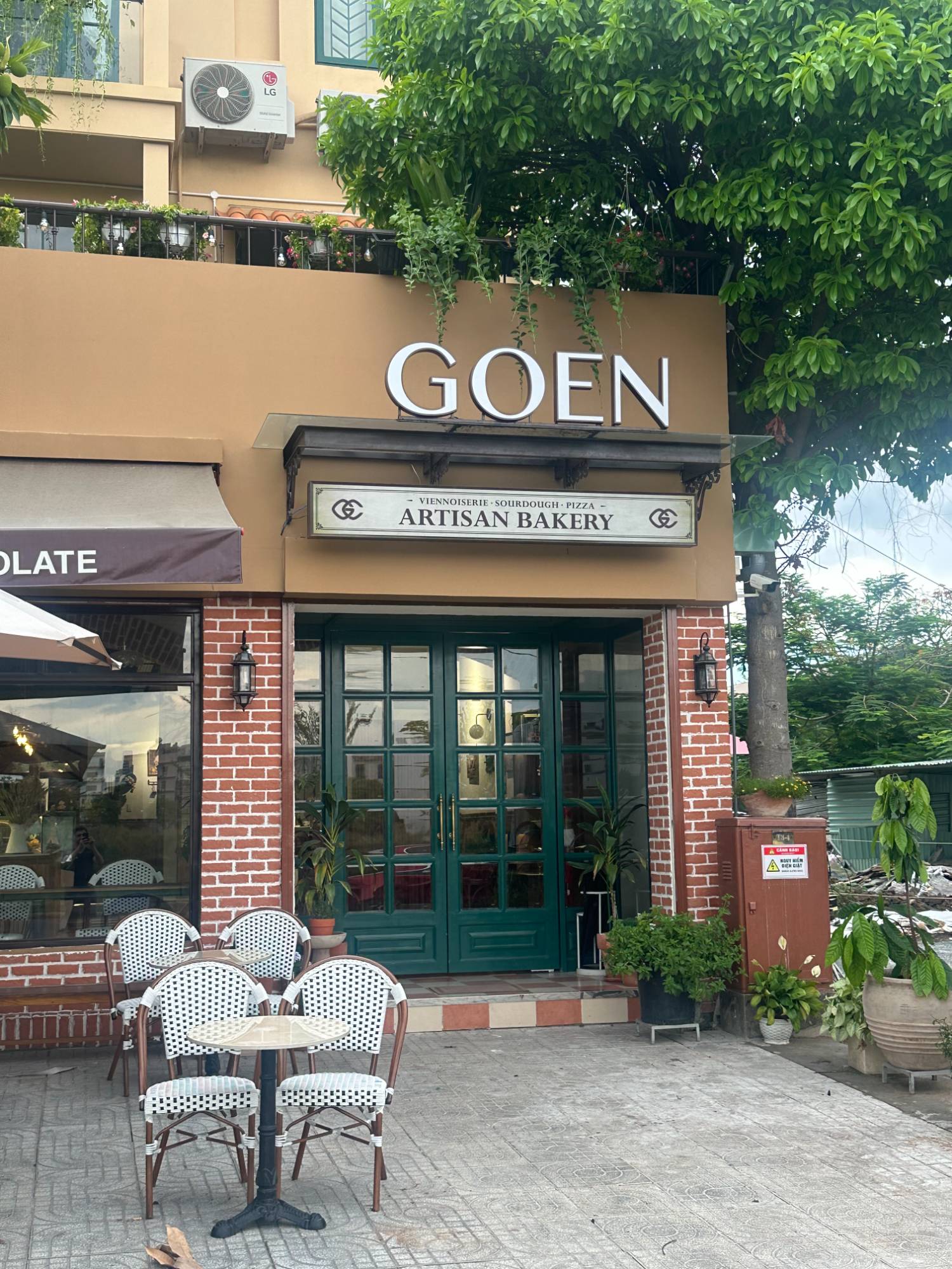 Goen Chocolate Coffee & Bakery