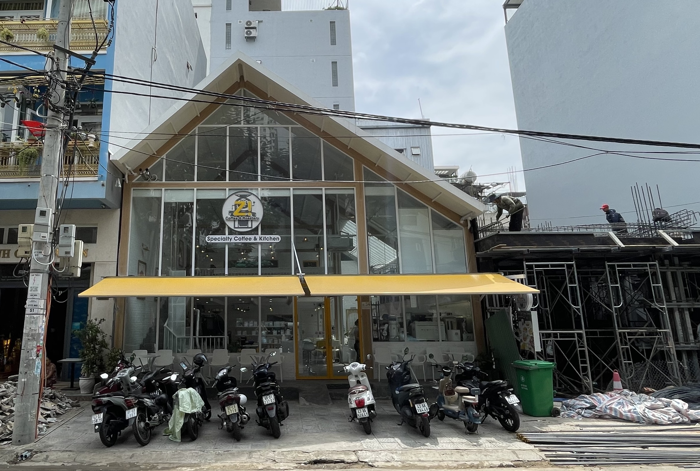 Zi Coffee & Roastery