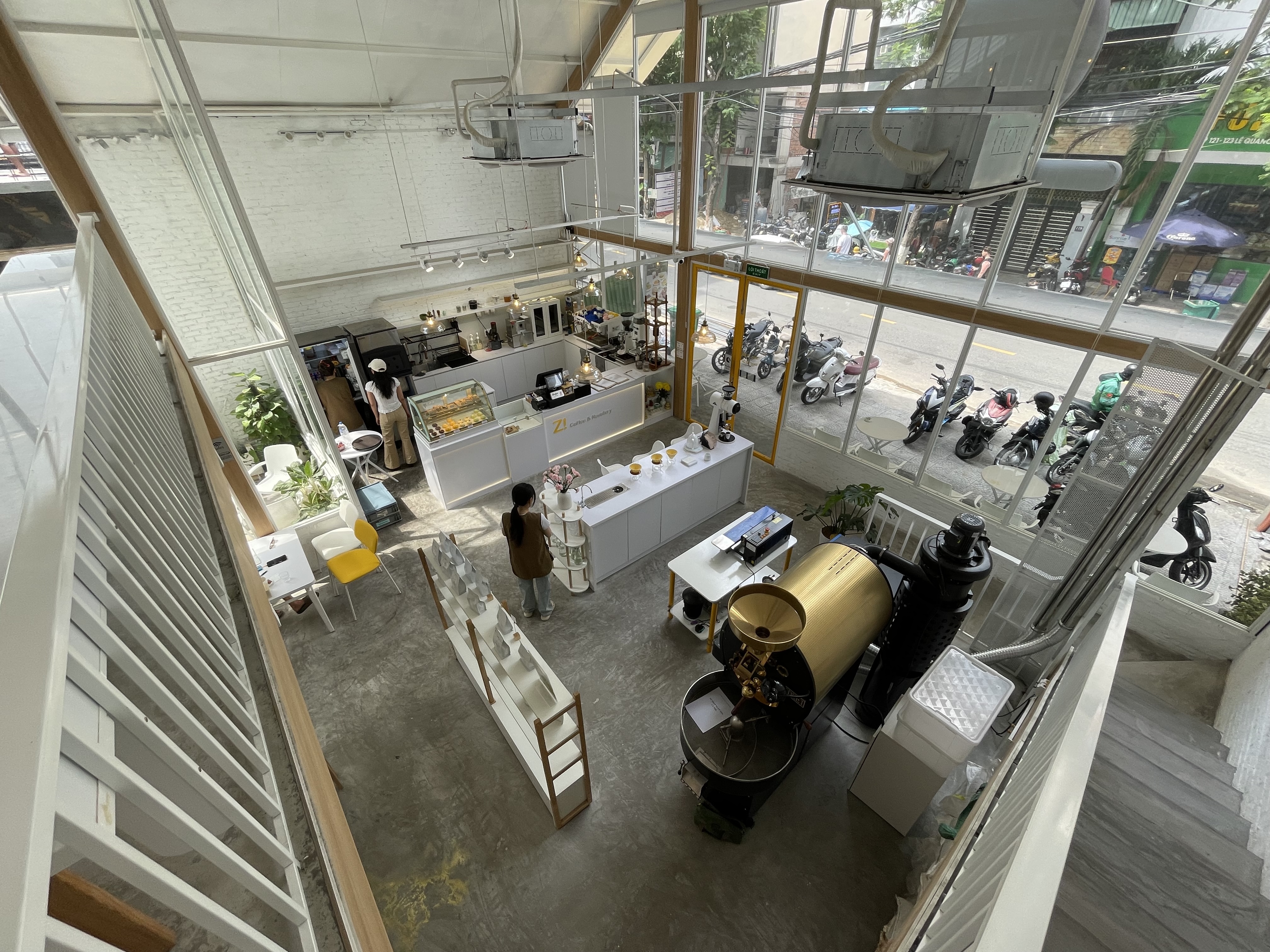 Zi Coffee & Roastery thumbnail 2