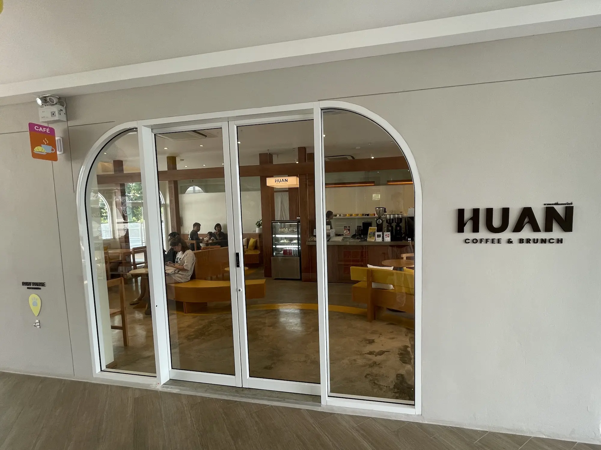 Huan Coffee & Brunch at Udomsuk 37 thumbnail 2