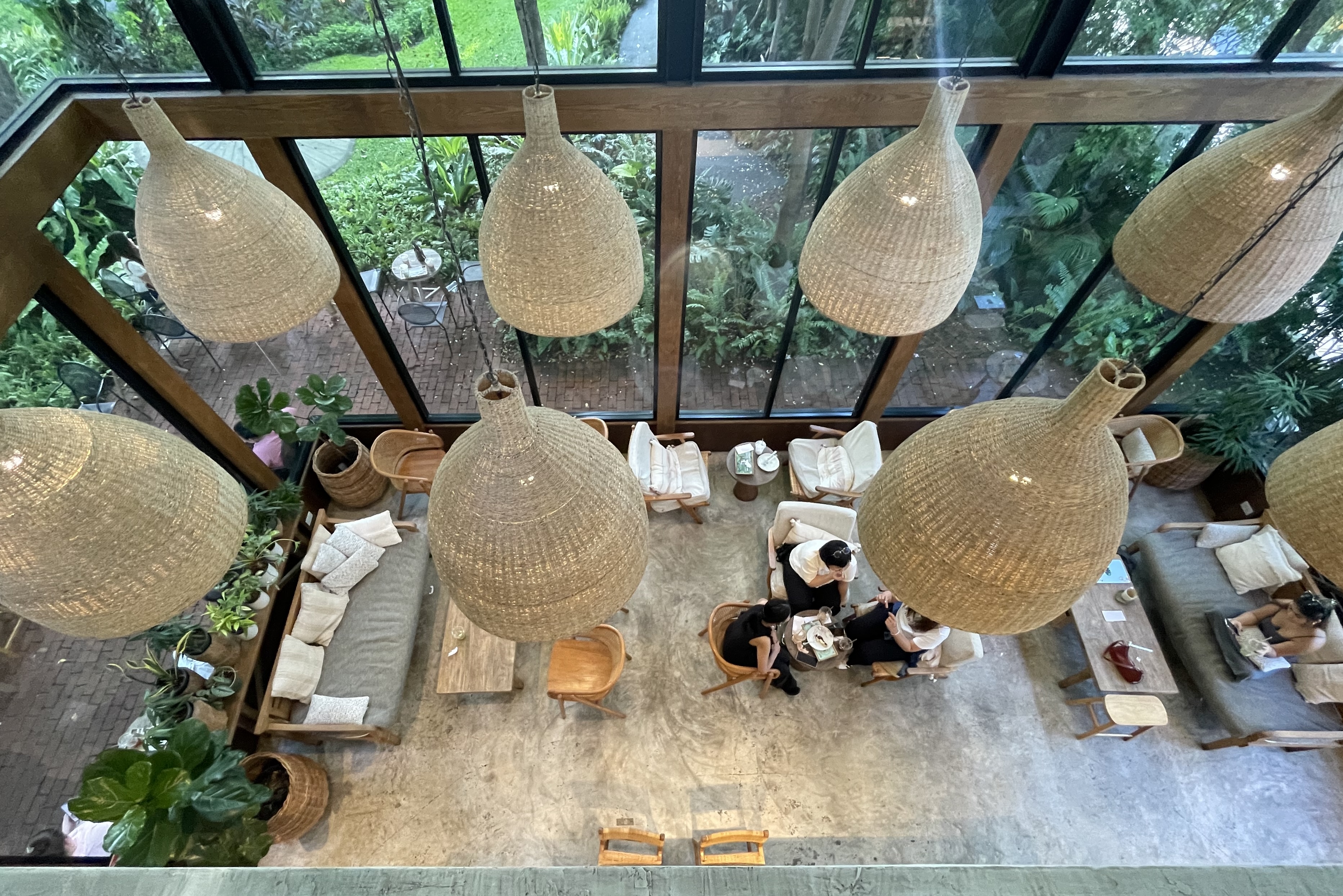 MiVana Organic Forest Cafe thumbnail 4