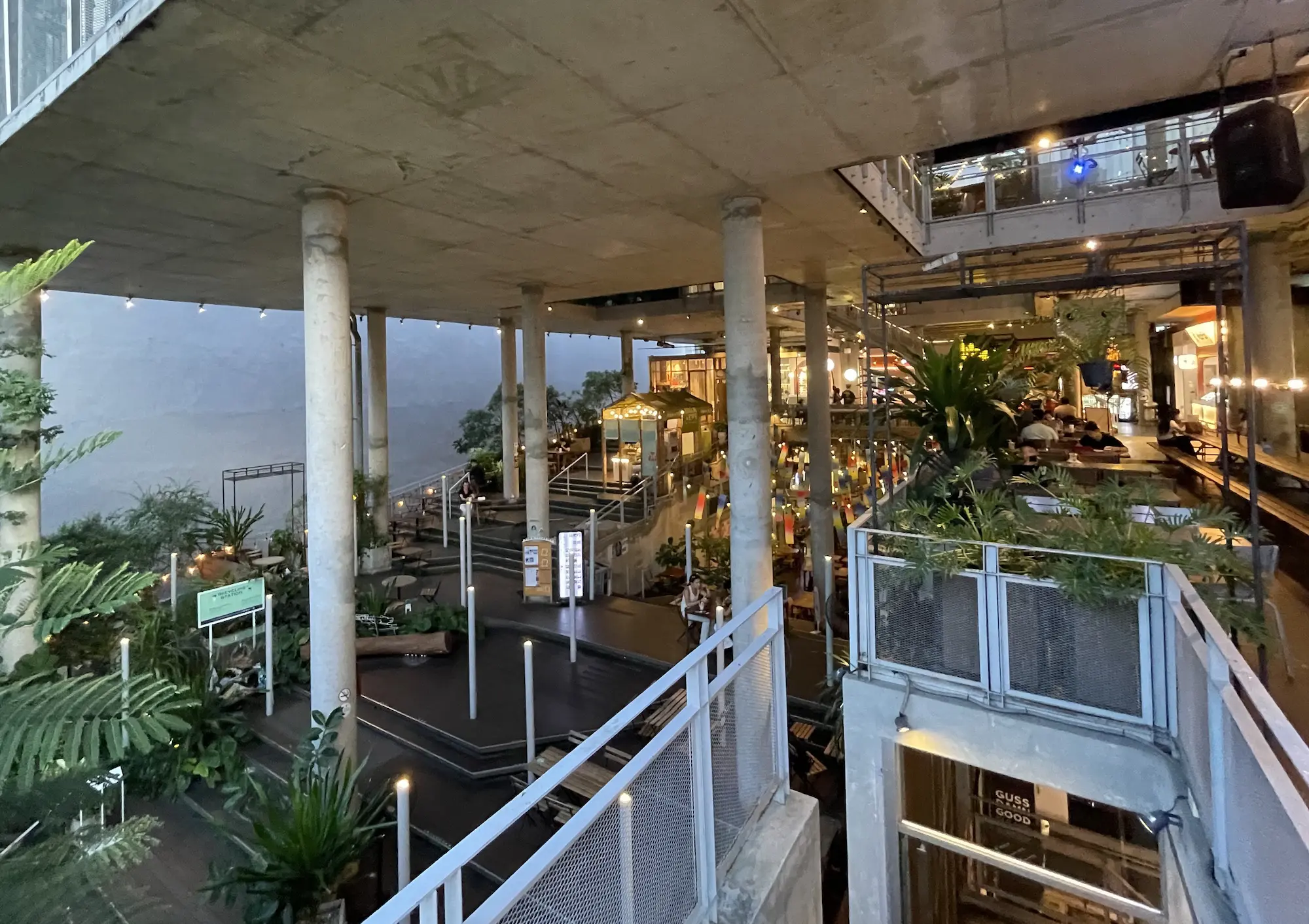 The Commons at Thong Lor thumbnail 2